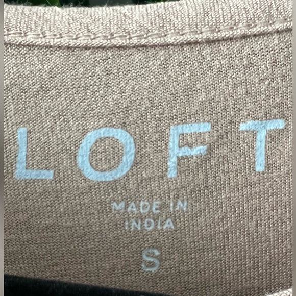 LOFT Cutout Yoke Flutter Sleeve Mixed Media Top - Picture 4 of 6